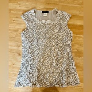 Elegant Light Cream Lace Cap Sleeveless Blouse